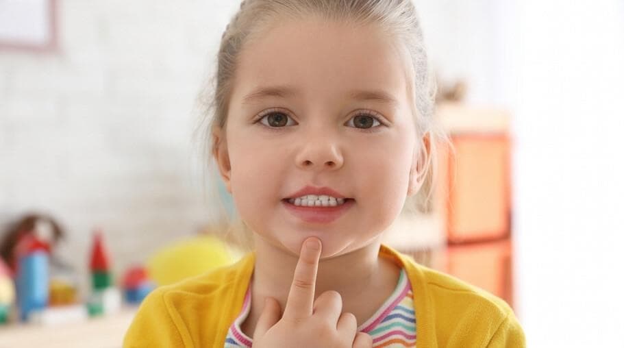 ¿Qué es la deglución disfuncional y por qué el dentista me ha enviado al logopeda?